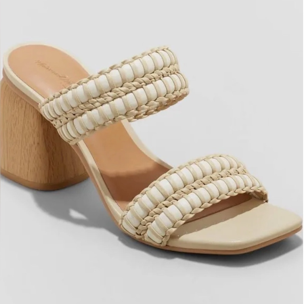 Universal Thread Women's Universal Thread Chunky Block High Slip On